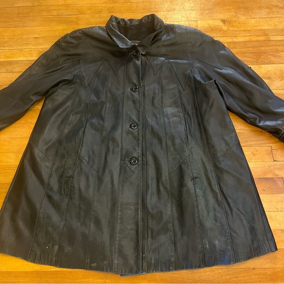 Collection ROSH by J. Sako Jackets & Blazers - Vintage Collection ROSH by J. Sako A-Line Women's Black Leather Coat - Size XL.